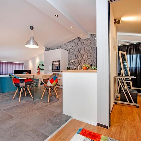 רוביני Lakovich Sea View Apartments מראה חיצוני תמונה