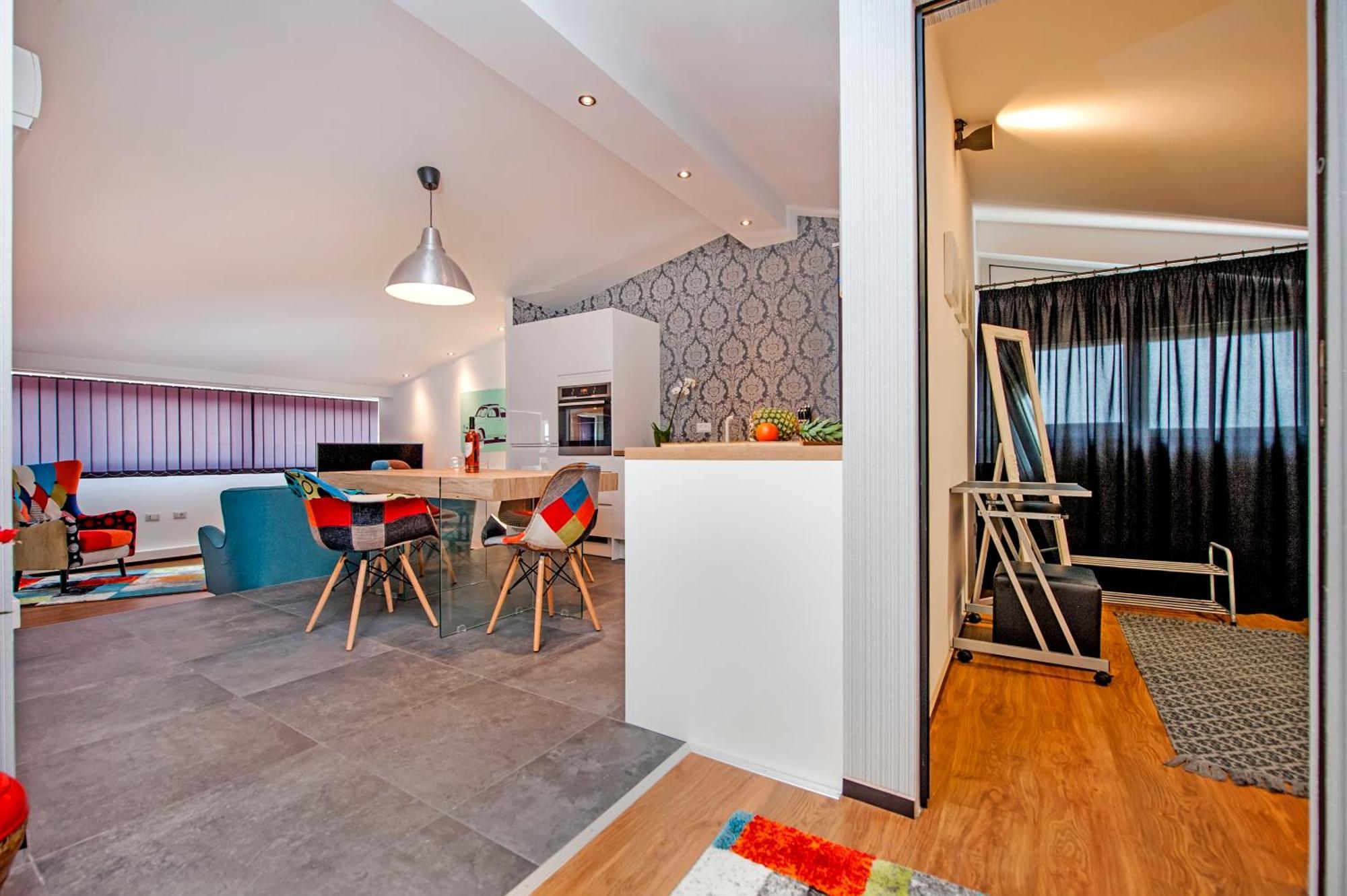 רוביני Lakovich Sea View Apartments מראה חיצוני תמונה