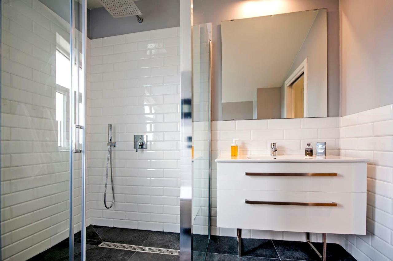 רוביני Lakovich Sea View Apartments מראה חיצוני תמונה