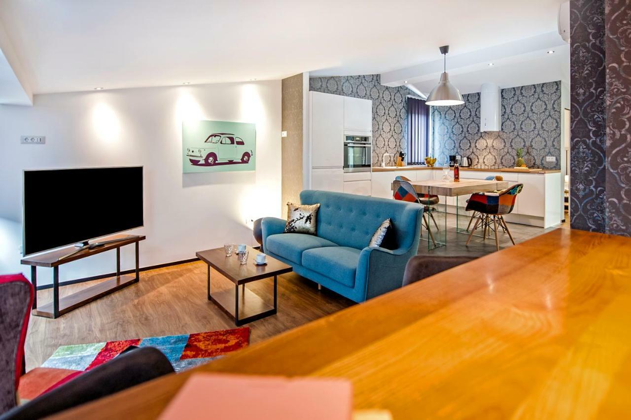 רוביני Lakovich Sea View Apartments מראה חיצוני תמונה