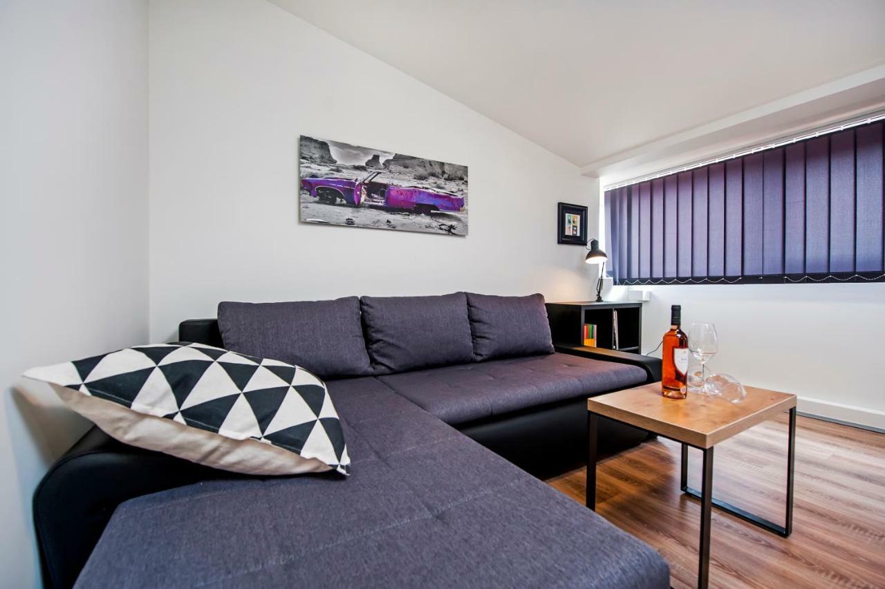 רוביני Lakovich Sea View Apartments מראה חיצוני תמונה